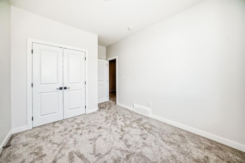 15 Vincent Gate, Sylvan Lake, AB 