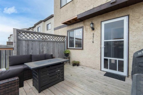 5716 71 Street, Red Deer, AB 