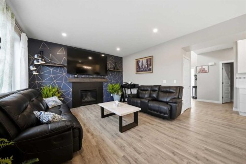 29 Alderwood Close, Blackfalds, AB 