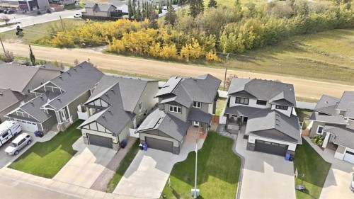 29 Alderwood Close, Blackfalds, AB 