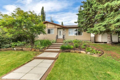 4412 45 Avenue, Sylvan Lake, AB 