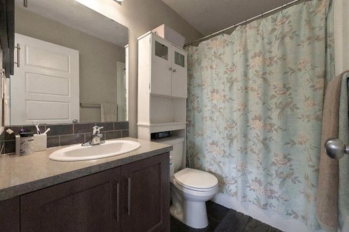 303-125 Caribou Crescent, Red Deer, AB 