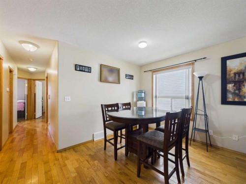 792 Lancaster Drive, Red Deer, AB 