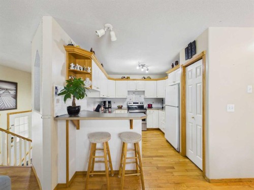792 Lancaster Drive, Red Deer, AB 