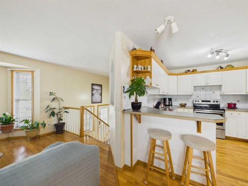 792 Lancaster Drive, Red Deer, AB 