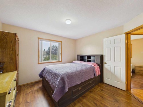 792 Lancaster Drive, Red Deer, AB 