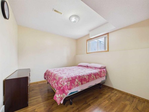 792 Lancaster Drive, Red Deer, AB 