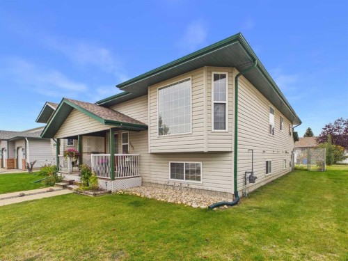 792 Lancaster Drive, Red Deer, AB 