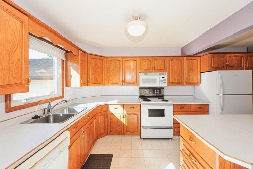 5805 43 Avenue, Camrose, AB 