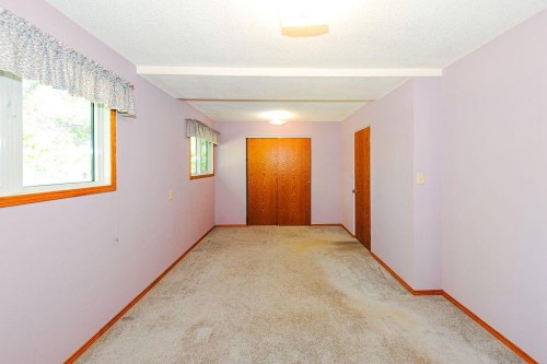 5805 43 Avenue, Camrose, AB 