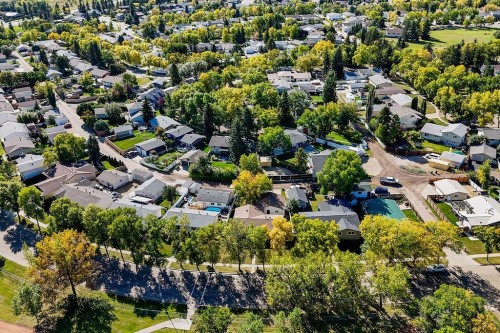 5805 43 Avenue, Camrose, AB 