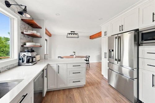 6 Meeres Close, Red Deer, AB 
