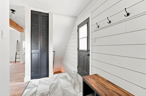 6 Meeres Close, Red Deer, AB 
