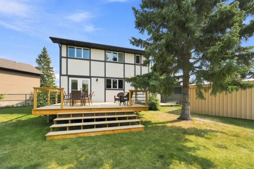 6 Meeres Close, Red Deer, AB 