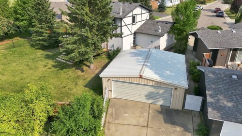 6 Meeres Close, Red Deer, AB 