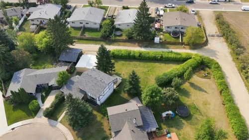 6 Meeres Close, Red Deer, AB 