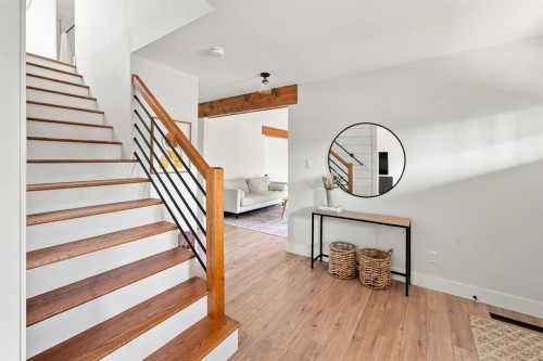 6 Meeres Close, Red Deer, AB 