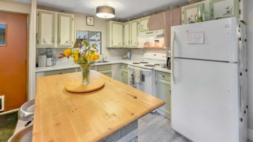 4415 62 Street, Rocky Mountain House, AB 