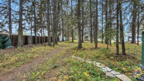 4415 62 Street, Rocky Mountain House, AB 