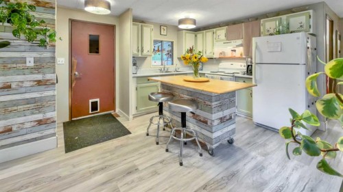 4415 62 Street, Rocky Mountain House, AB 