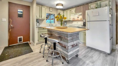 4415 62 Street, Rocky Mountain House, AB 