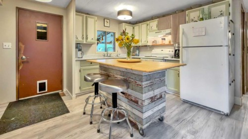 4415 62 Street, Rocky Mountain House, AB 