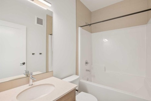 32 Sunrise Crescent North, Three Hills, AB 