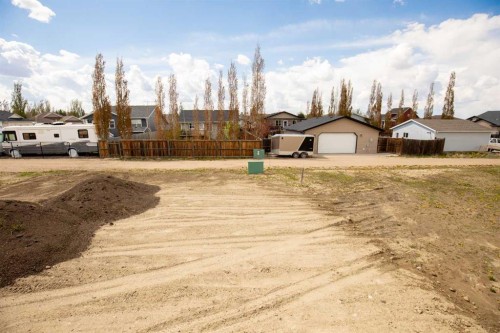 32 Sunrise Crescent North, Three Hills, AB 