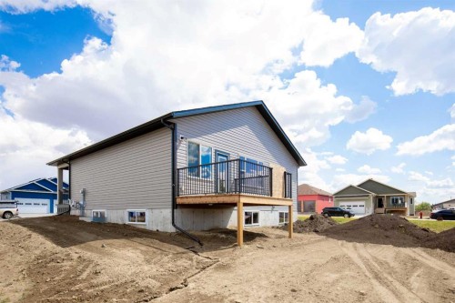 32 Sunrise Crescent North, Three Hills, AB 