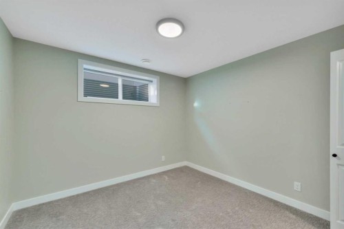 18 Traynor Close, Red Deer, AB 