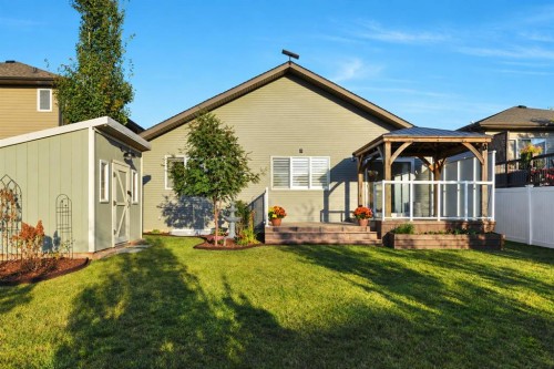 18 Traynor Close, Red Deer, AB 