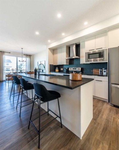 218 Sora Way Se, Calgary, AB 