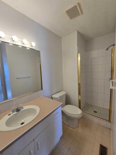 47 Escott Close, Red Deer, AB 