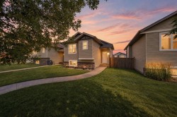 106 25 Street Rural Red Deer County, AB T4S 0J1