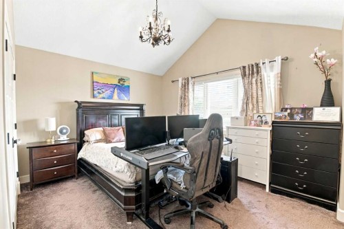 14 Windermere Close, Red Deer, AB 