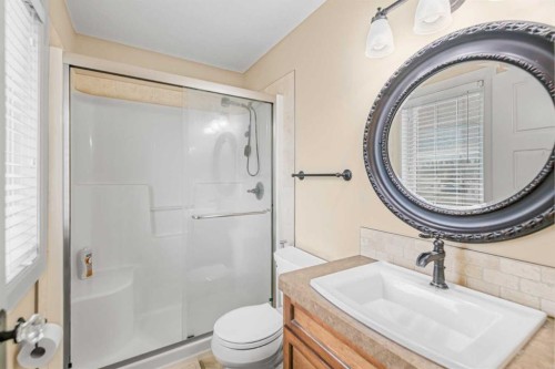 14 Windermere Close, Red Deer, AB 