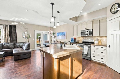 14 Windermere Close, Red Deer, AB 