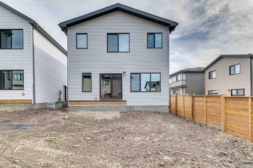111 Heritage Ridge, Cochrane, AB 