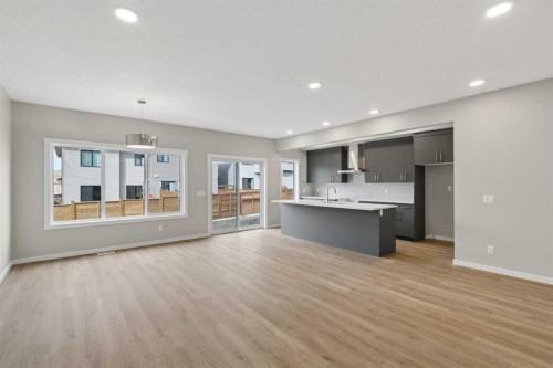 111 Heritage Ridge, Cochrane, AB 