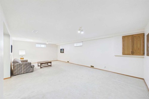 183 Doran Crescent, Red Deer, AB 