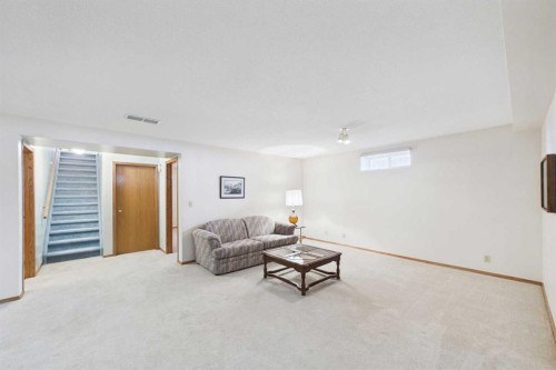 183 Doran Crescent, Red Deer, AB 