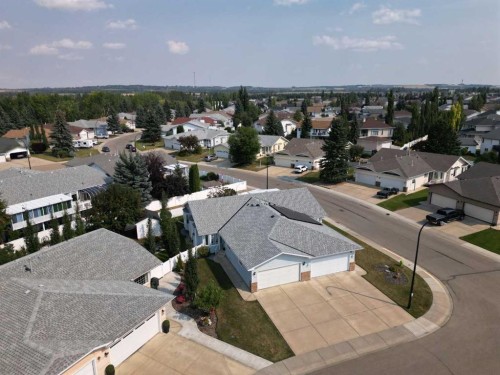 183 Doran Crescent, Red Deer, AB 