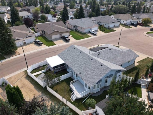 183 Doran Crescent, Red Deer, AB 