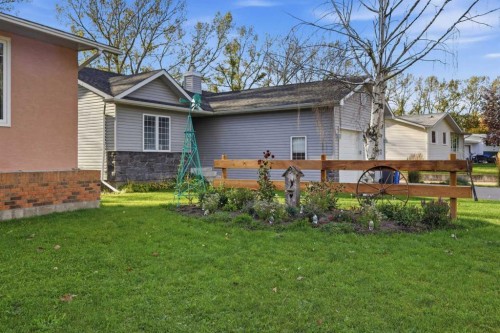 2211 Westview Crescent, Bowden, AB 