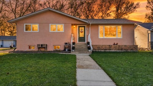2211 Westview Crescent, Bowden, AB 