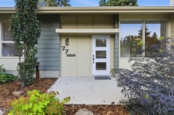 77 Selkirk Boulevard Red Deer, AB T4N 0G6