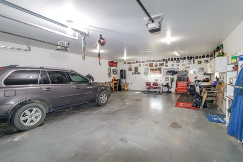 223 Devilder Avenue, Trochu, AB 