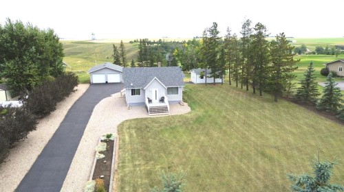223 Devilder Avenue, Trochu, AB 