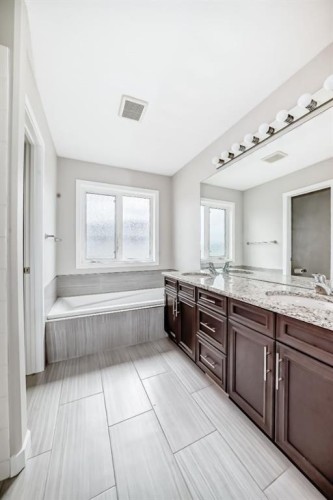110 Cedar Square, Blackfalds, AB 