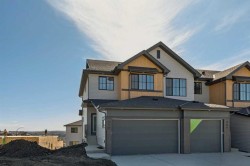 410 Heritage Boulevard Cochrane, AB T4C 0L3